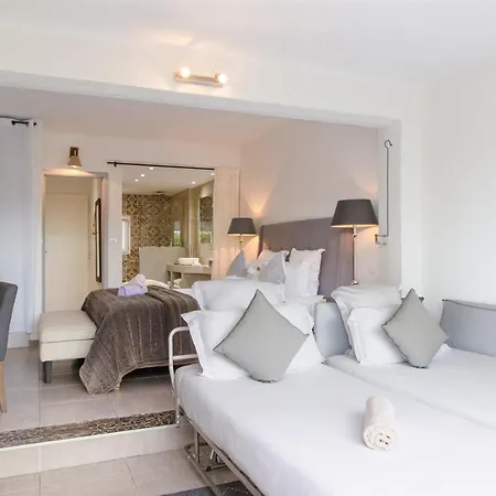 Hôtel Font Mourier Cogolin Extérieur photo
