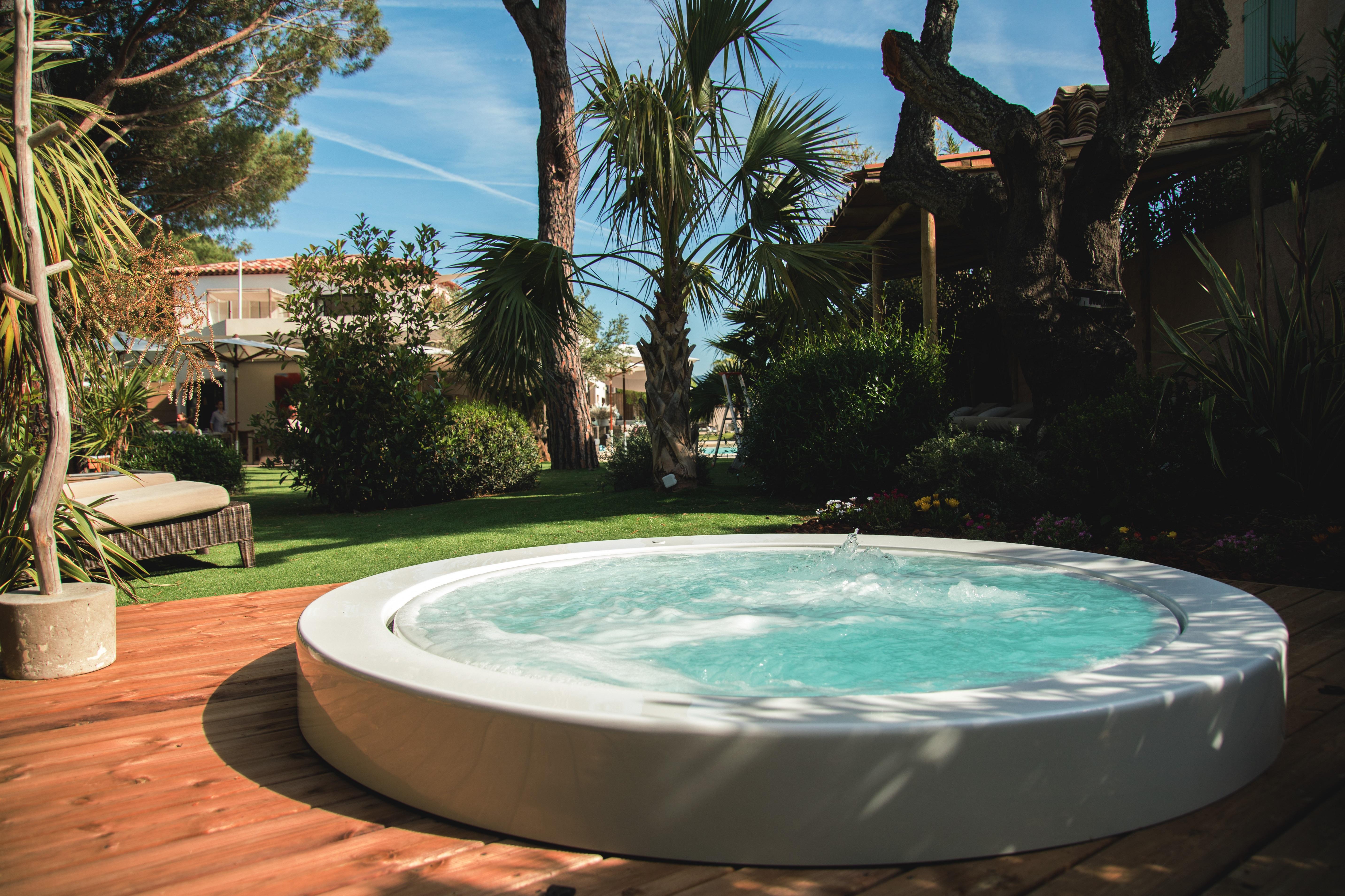 Font Mourier Hotel