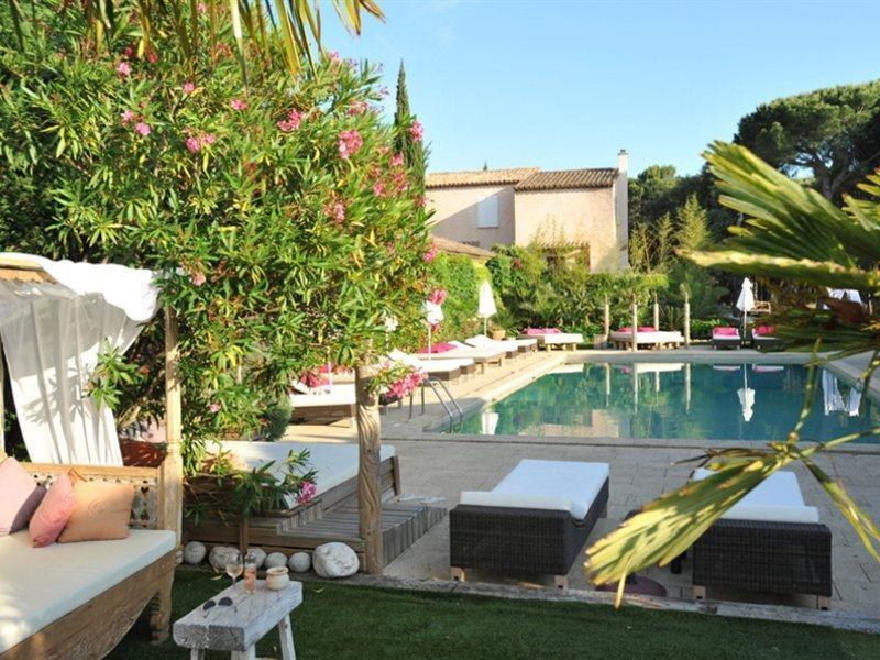 Font Mourier 4*